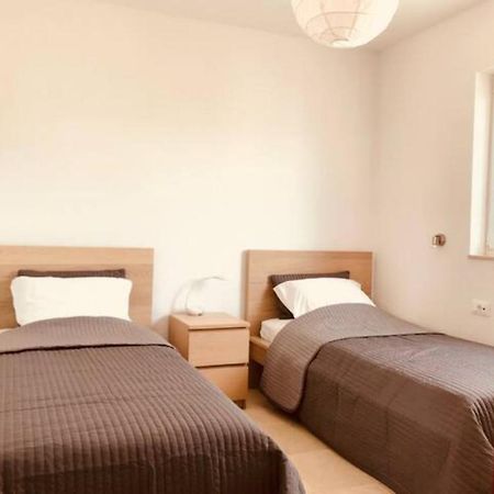 Gospino Apartment 1 Perfect For A Family Trogir Ngoại thất bức ảnh