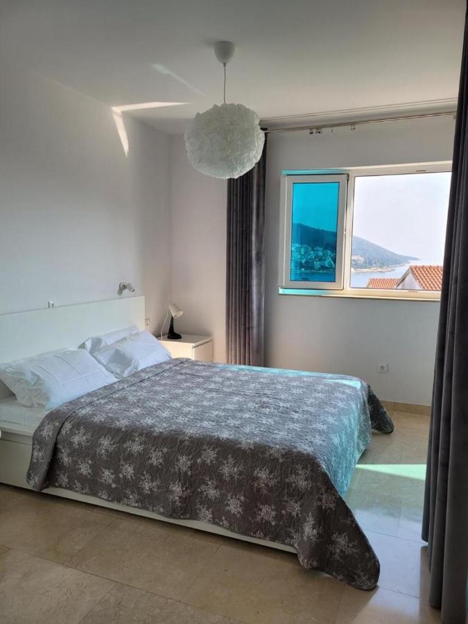 Gospino Apartment 1 Perfect For A Family Trogir Ngoại thất bức ảnh