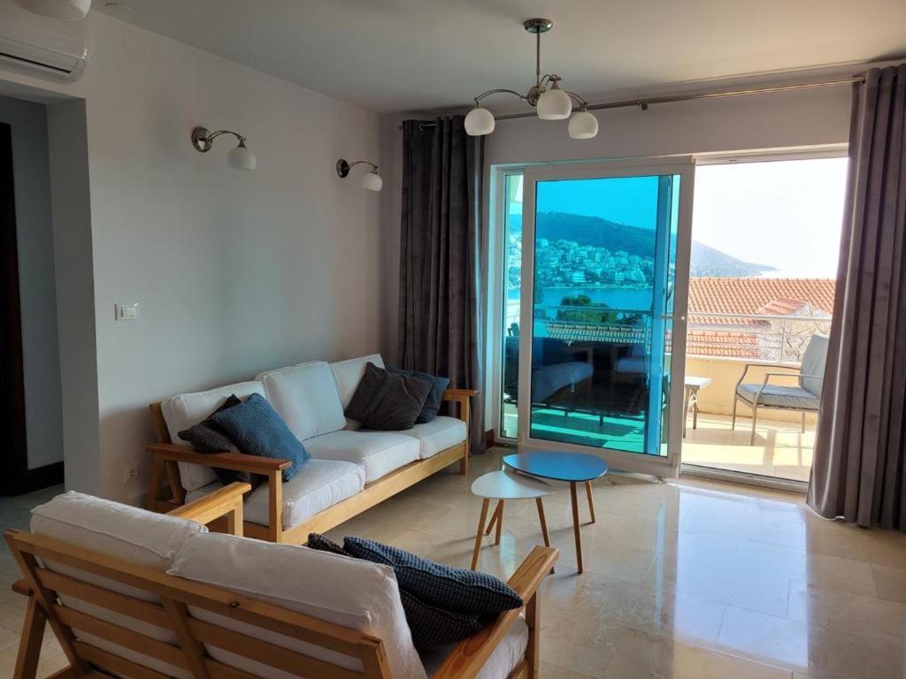 Gospino Apartment 1 Perfect For A Family Trogir Ngoại thất bức ảnh